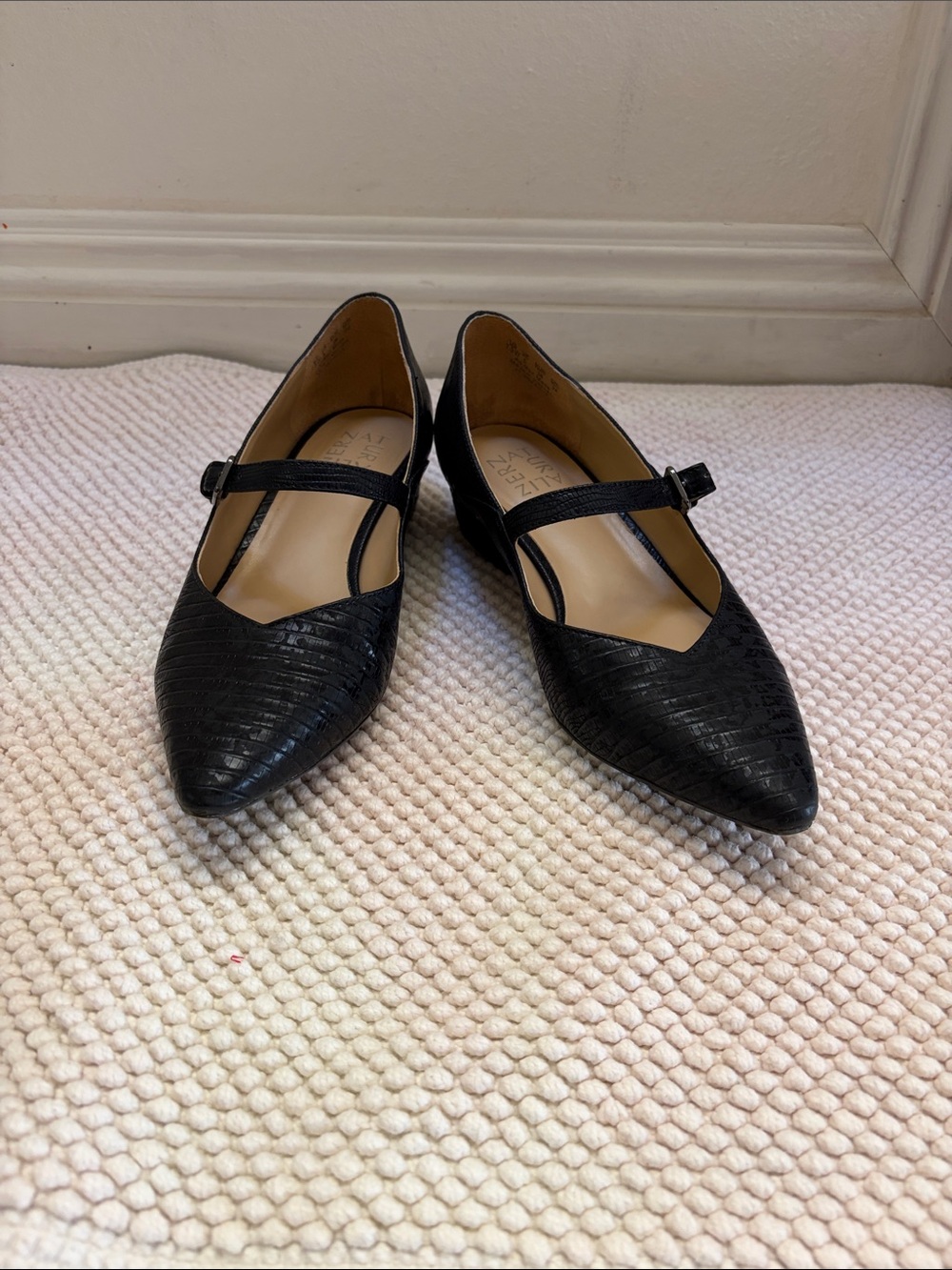 Naturalizer Black Pointed-Toe Mary Jane Flats